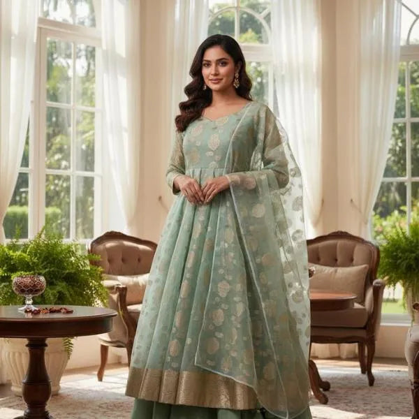 3 Pcs Women's Unstitched Embroidered Suit