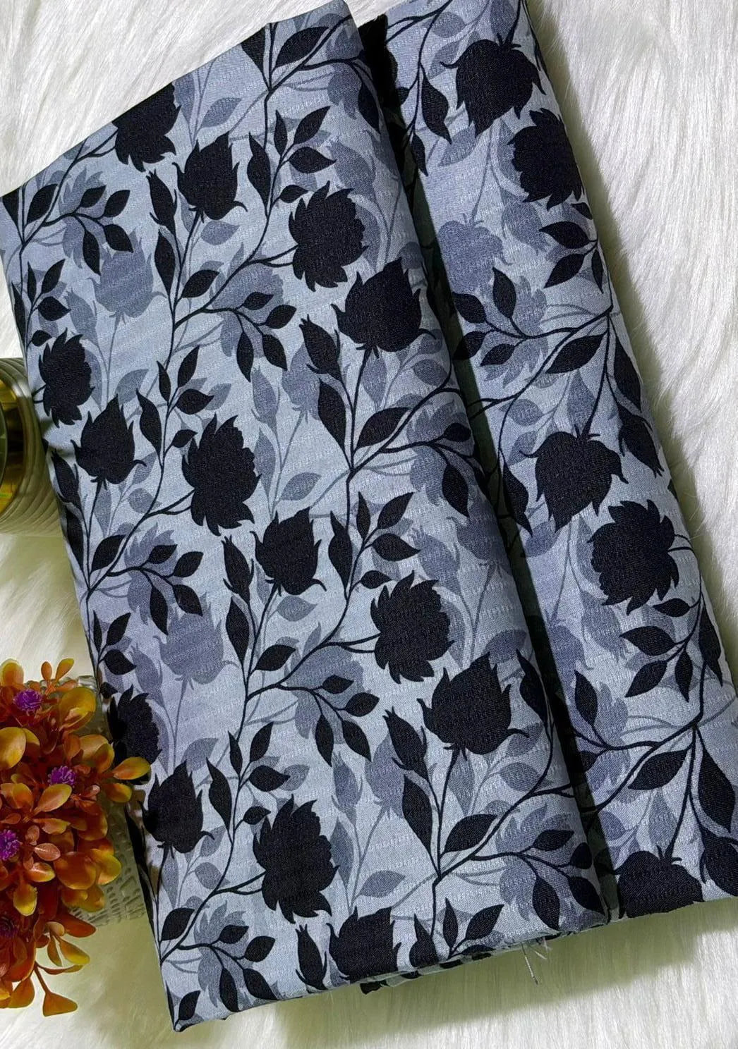 2 Pcs Women's Unstitched Printed Suit